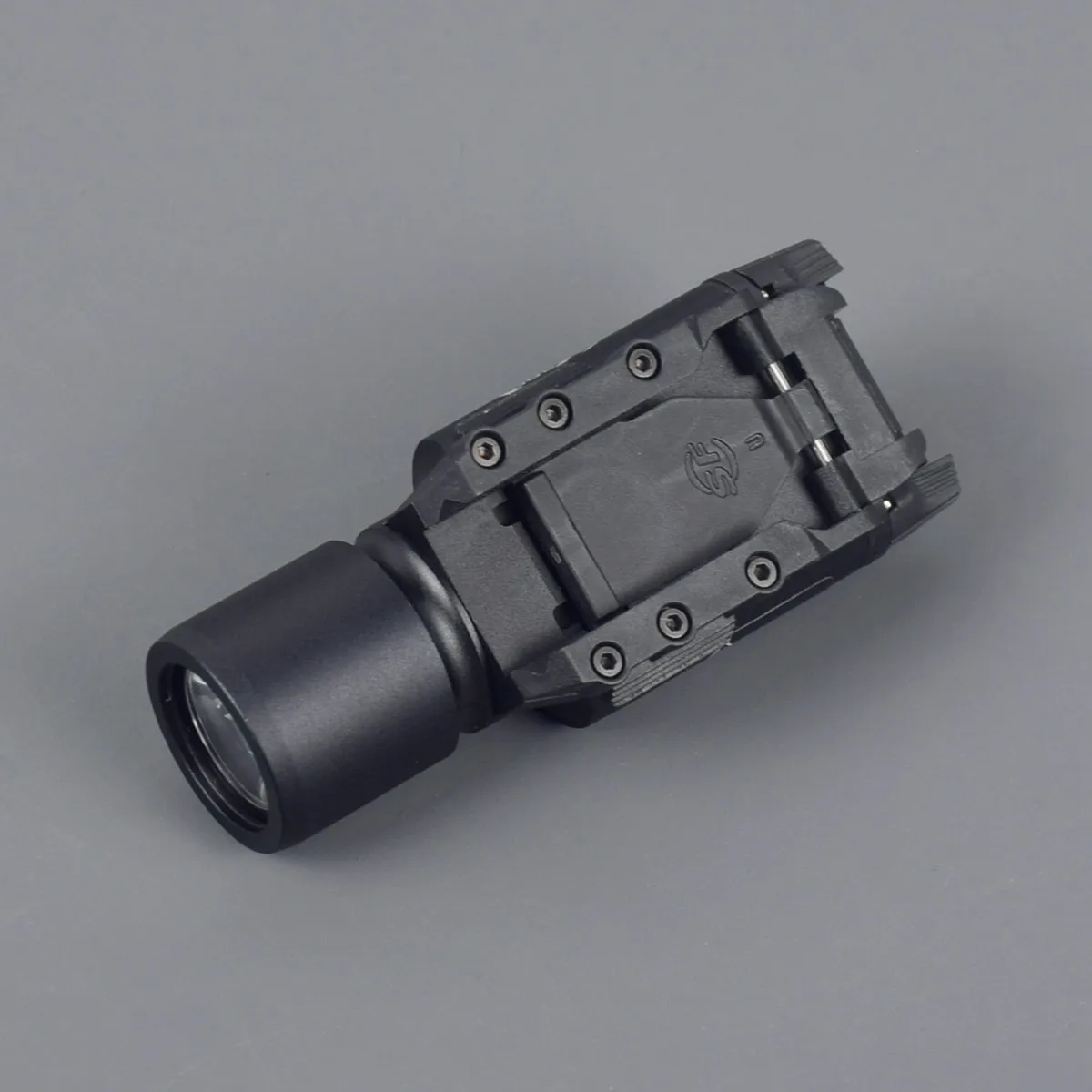 Linterna Surefire X300 Ultra con Láser para Armas de Fuego - imagen 5