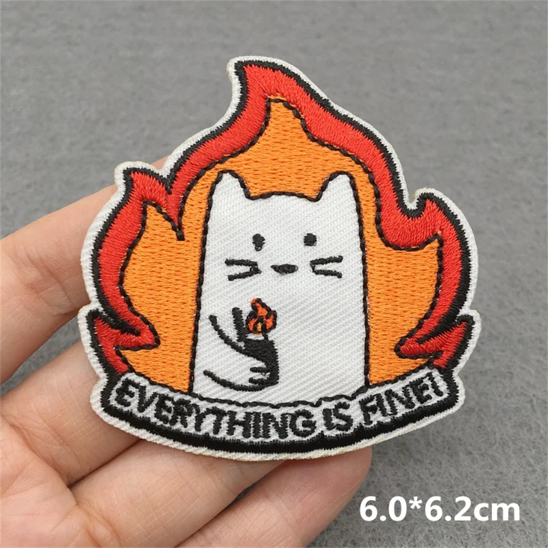 Parche termoadhesivo bordado gato de dibujos animados para planchar - imagen 4
