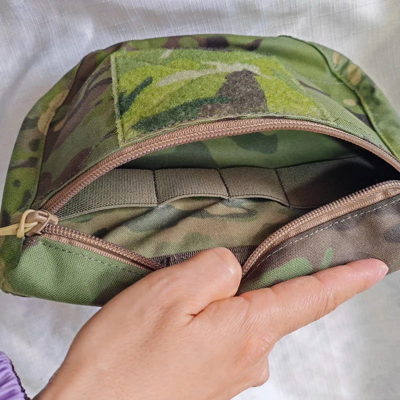 Chaleco táctico exterior con bolsa de abdomen y accesorios - imagen 4