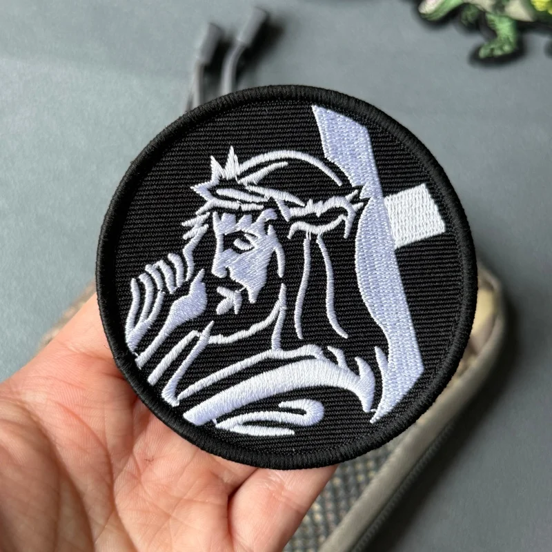 Parche bordado táctico Cruz de Jesucristo con velcro para mochilas