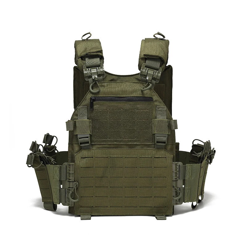 Ejemplo de bolsas MOLLE añadidas