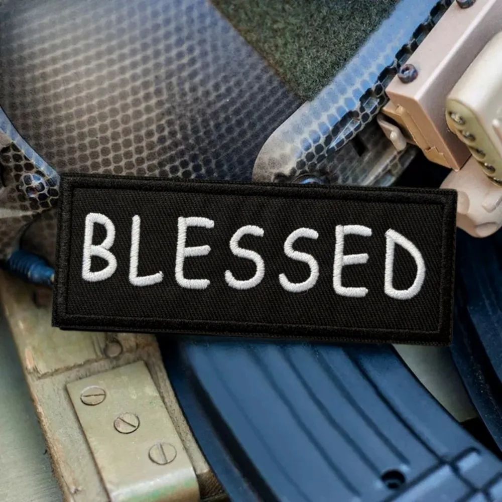 Parche táctico Blessed Morale bordado con velcro para mochila - imagen 4