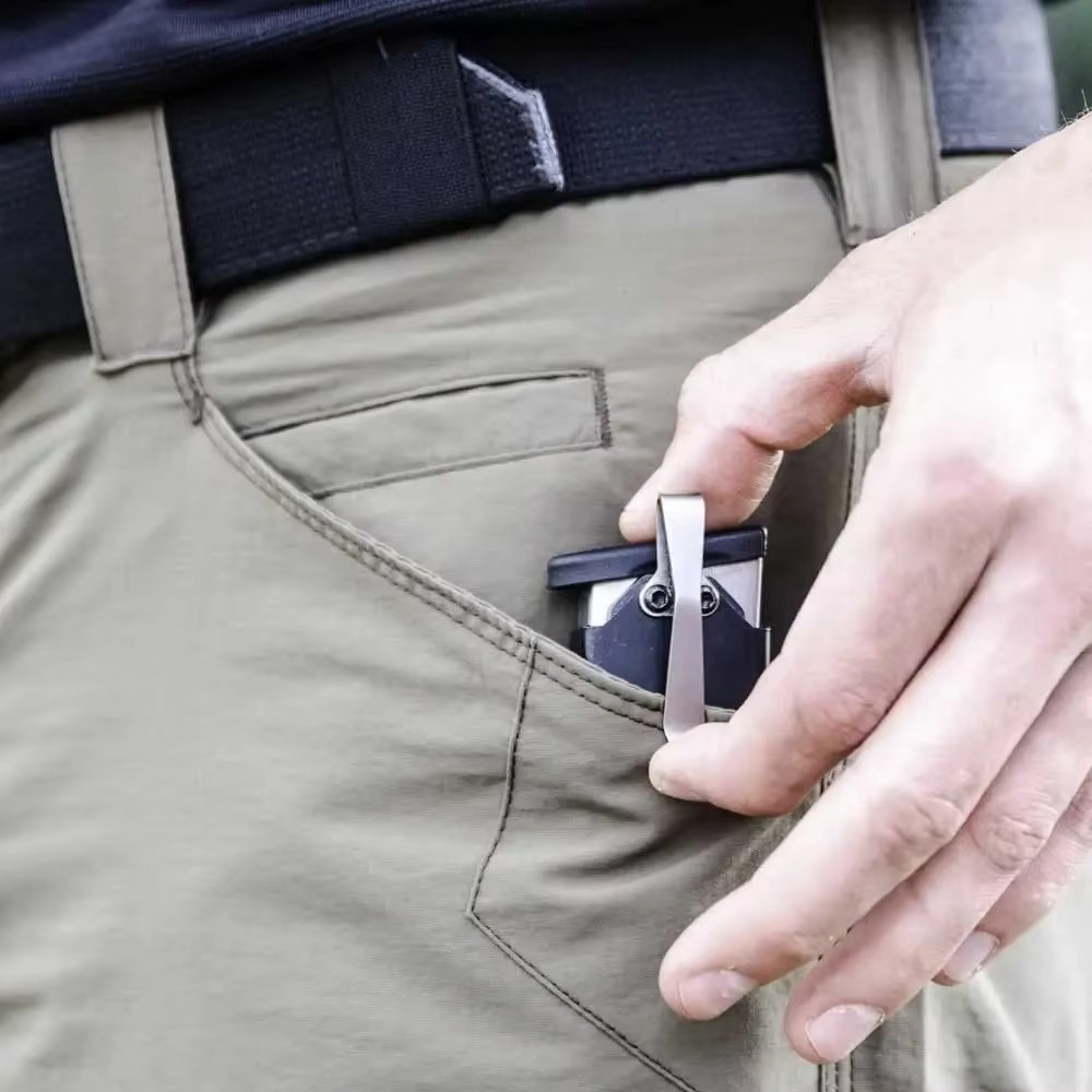 Porta revillas magnético con clip de cinturón
