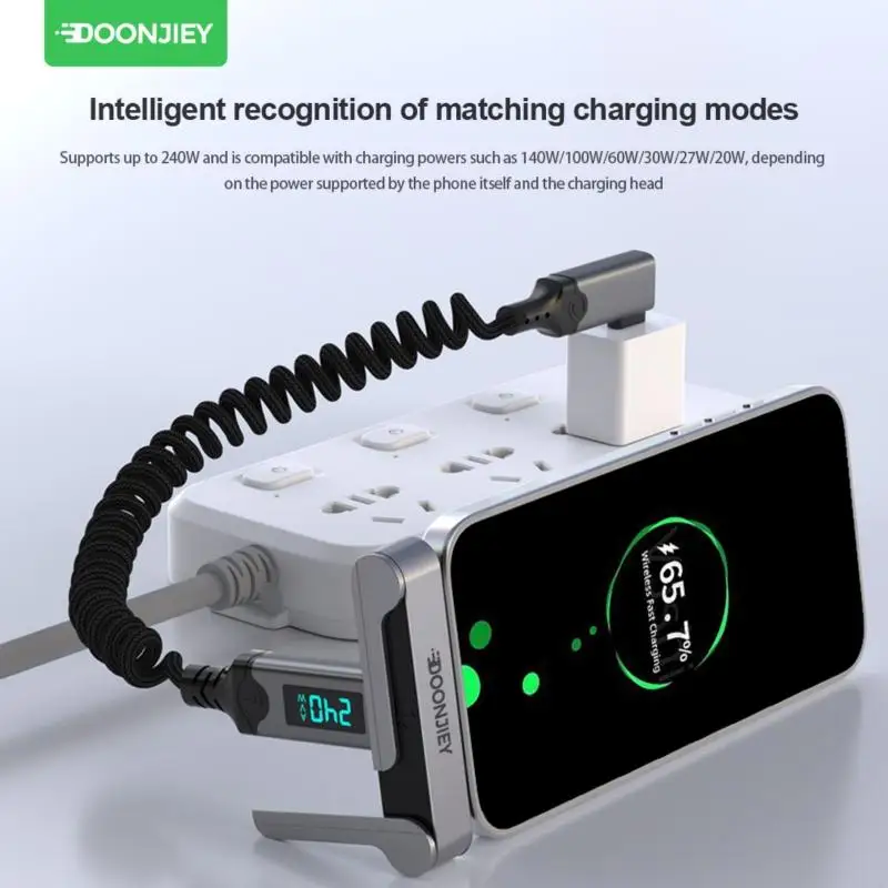 Adaptador CACAZI USB 4 con soporte abatible para visionado cómodo