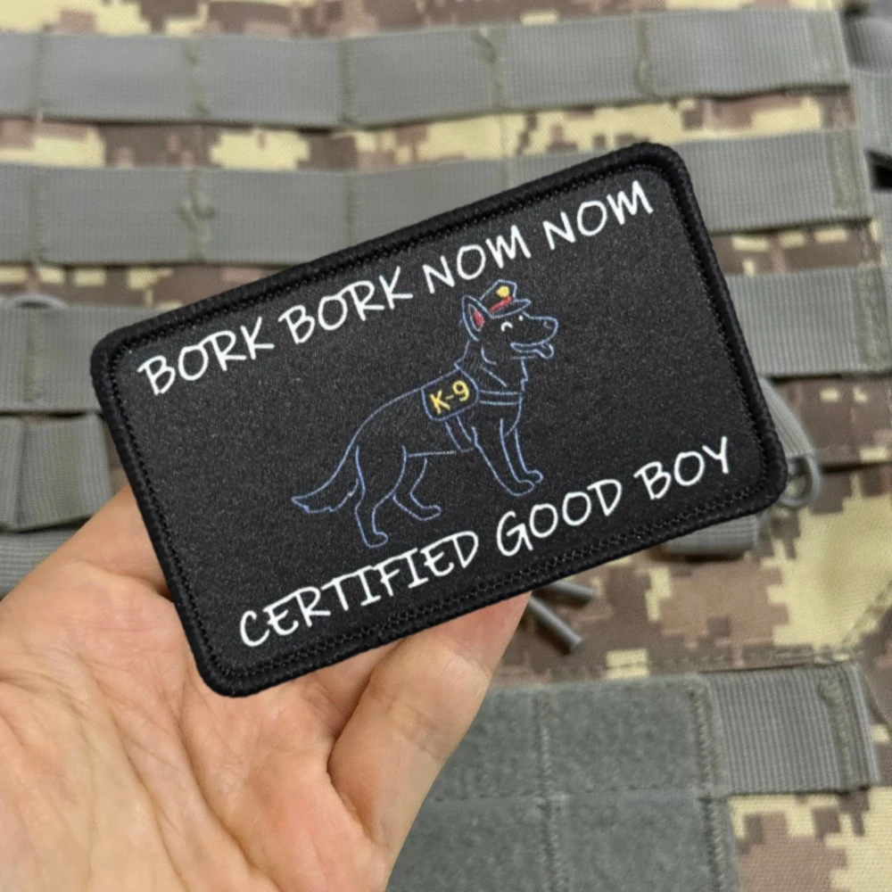 Parche táctico BORK Buen chico con velcro para exteriores - imagen 2