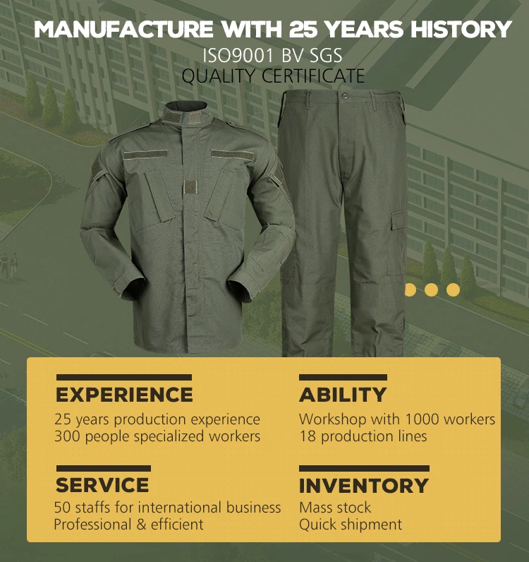 Detalle de bolsillos tácticos y refuerzos internos