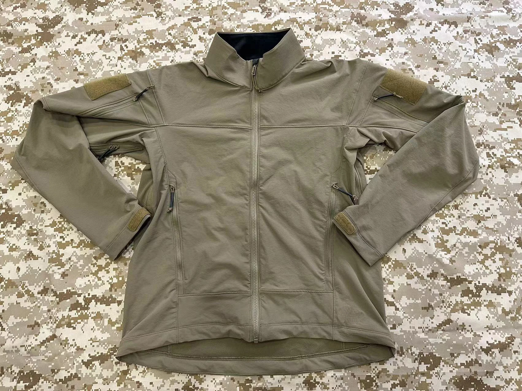 DRAC Hoja Chaqueta táctica cremallera completa cocodrilo concha suave - imagen 5
