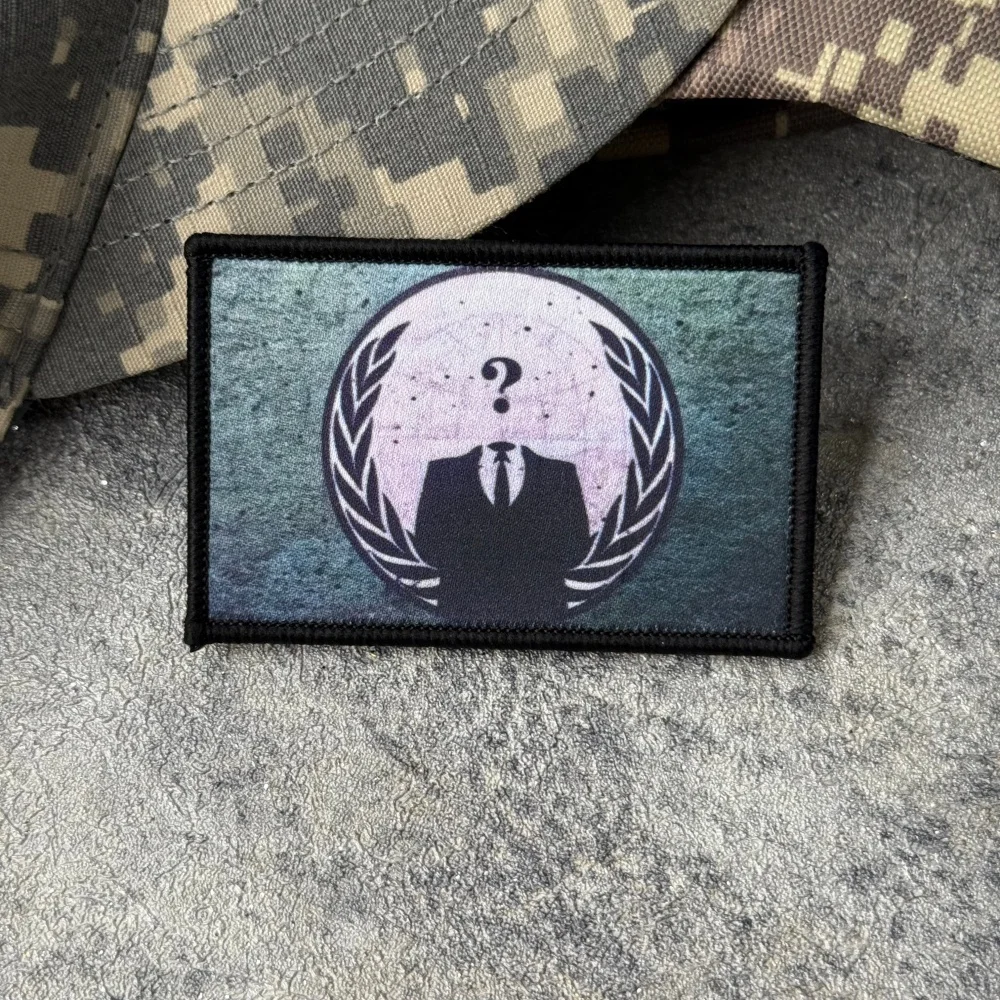 Parche táctico con velcro figura misteriosa impresa para mochila