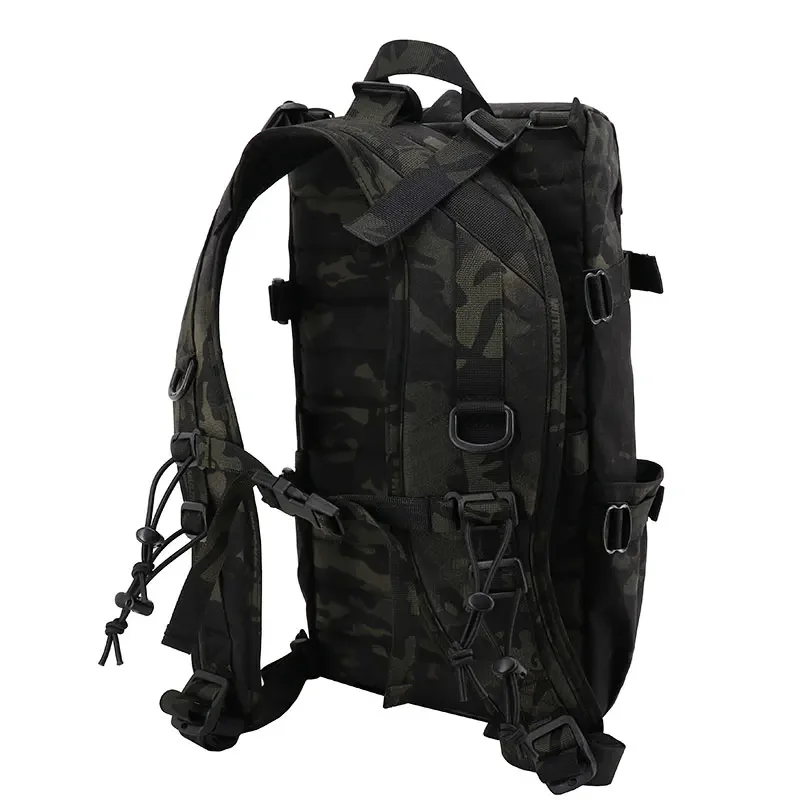 Mochila táctica modular con arnés acolchado y sistema MOLLE - imagen 3