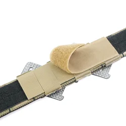 Placa adaptadora MOLLE angulada para accesorios tácticos de cinturón