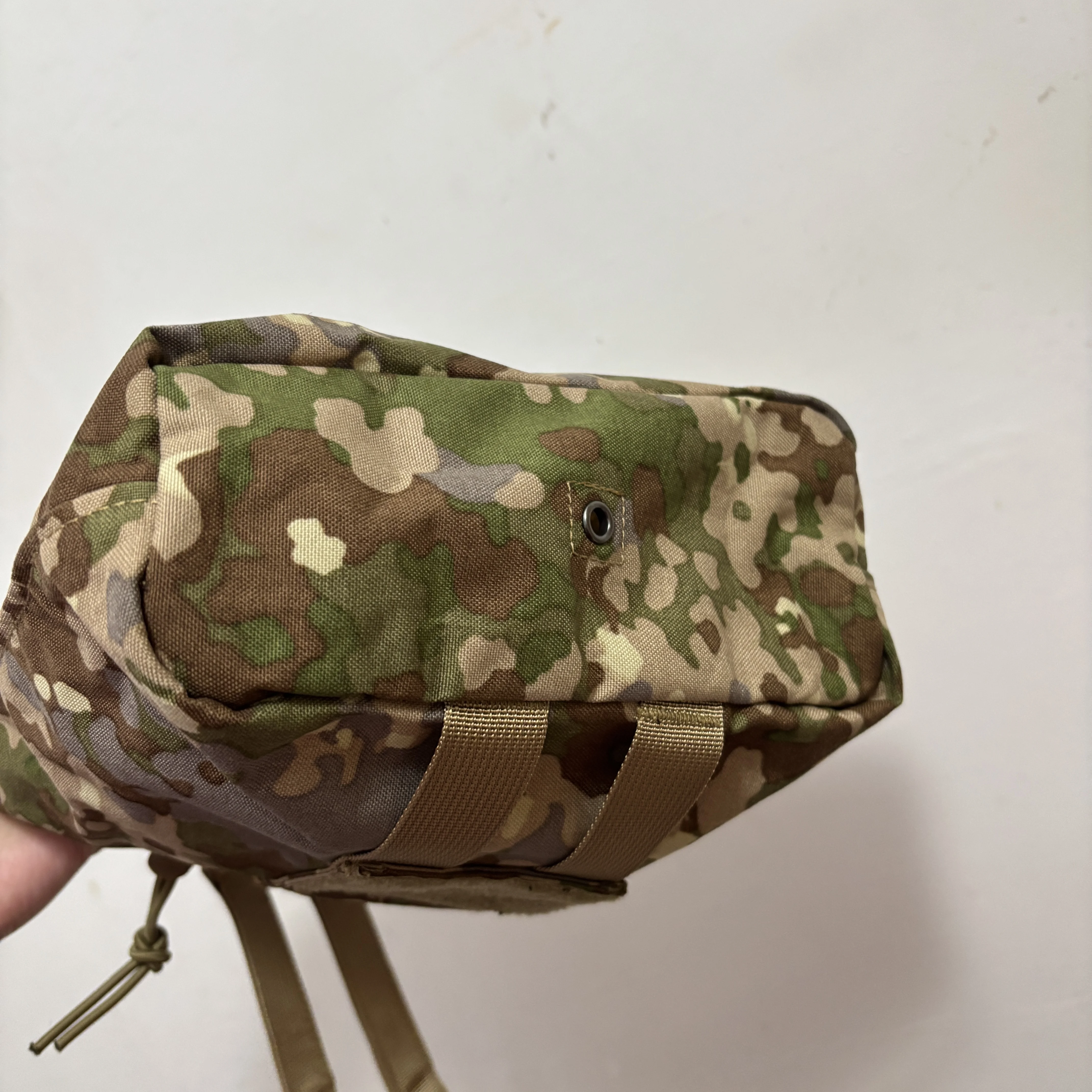 Bolsa táctica MOLLE plegable de nylon resistente Flecktarn alemana - imagen 2