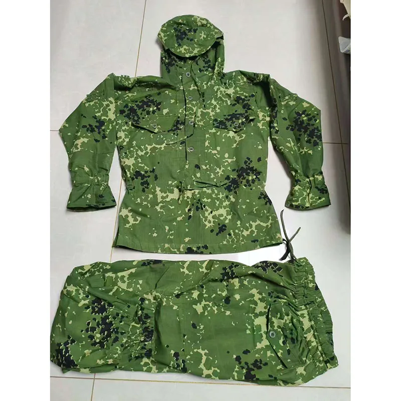 Detalle del diseño camuflado manchado
