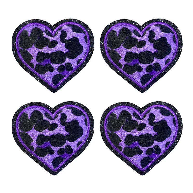 Detalle de motivos como estrella y corazones para decoración DIY