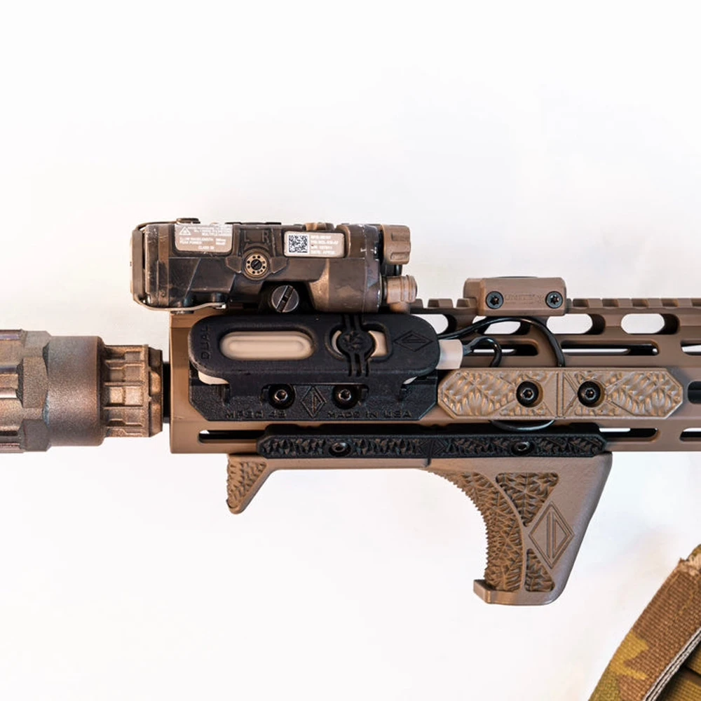 IRREGULARS soporte de montaje M-LOK PEQ para interruptor tipo cinta - imagen 4