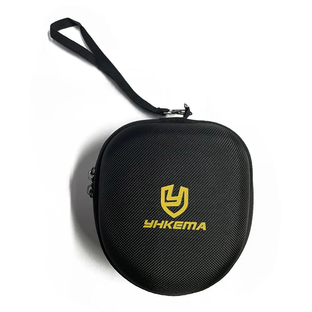Interior con compartimento de malla para accesorios