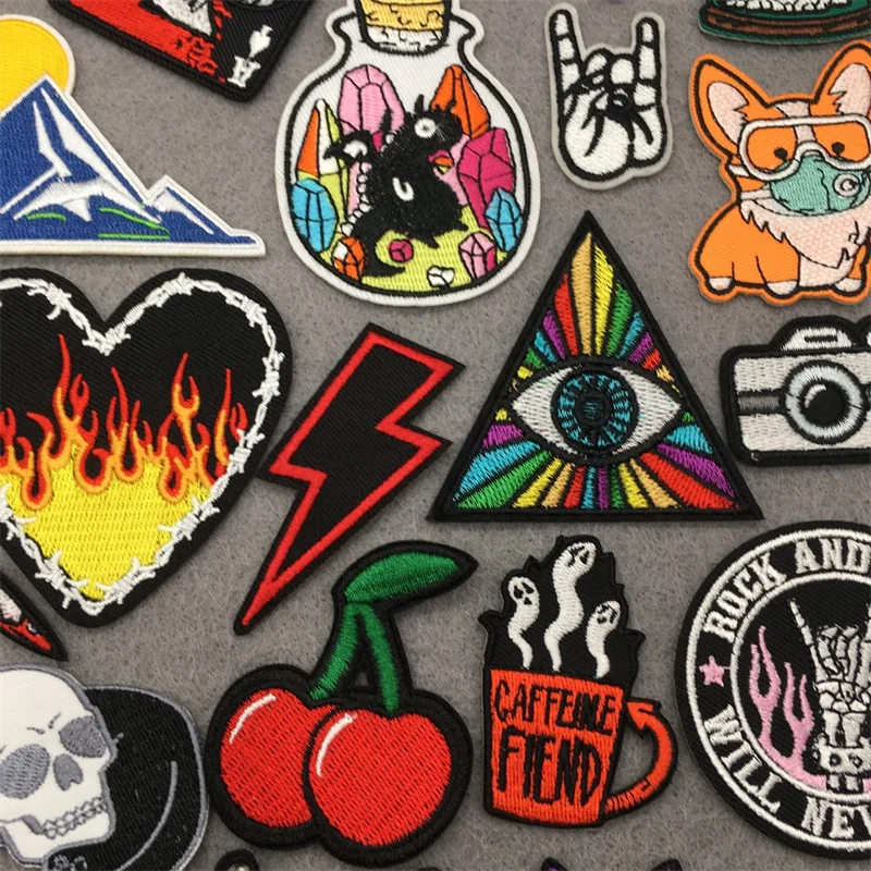 Parches bordados Punk con diseños variados