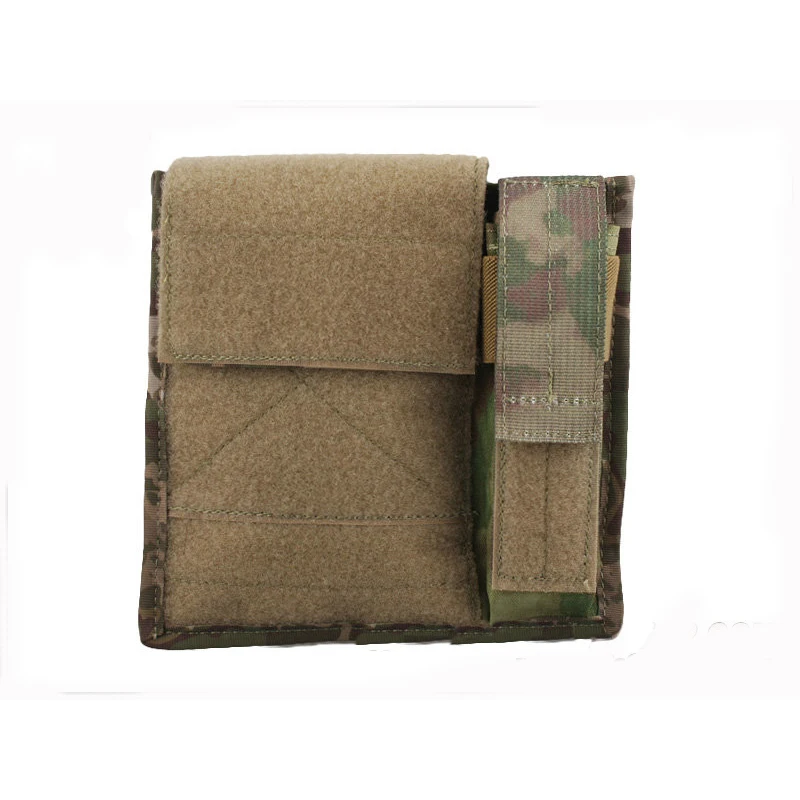Detalle del sistema Molle de la bolsa táctica