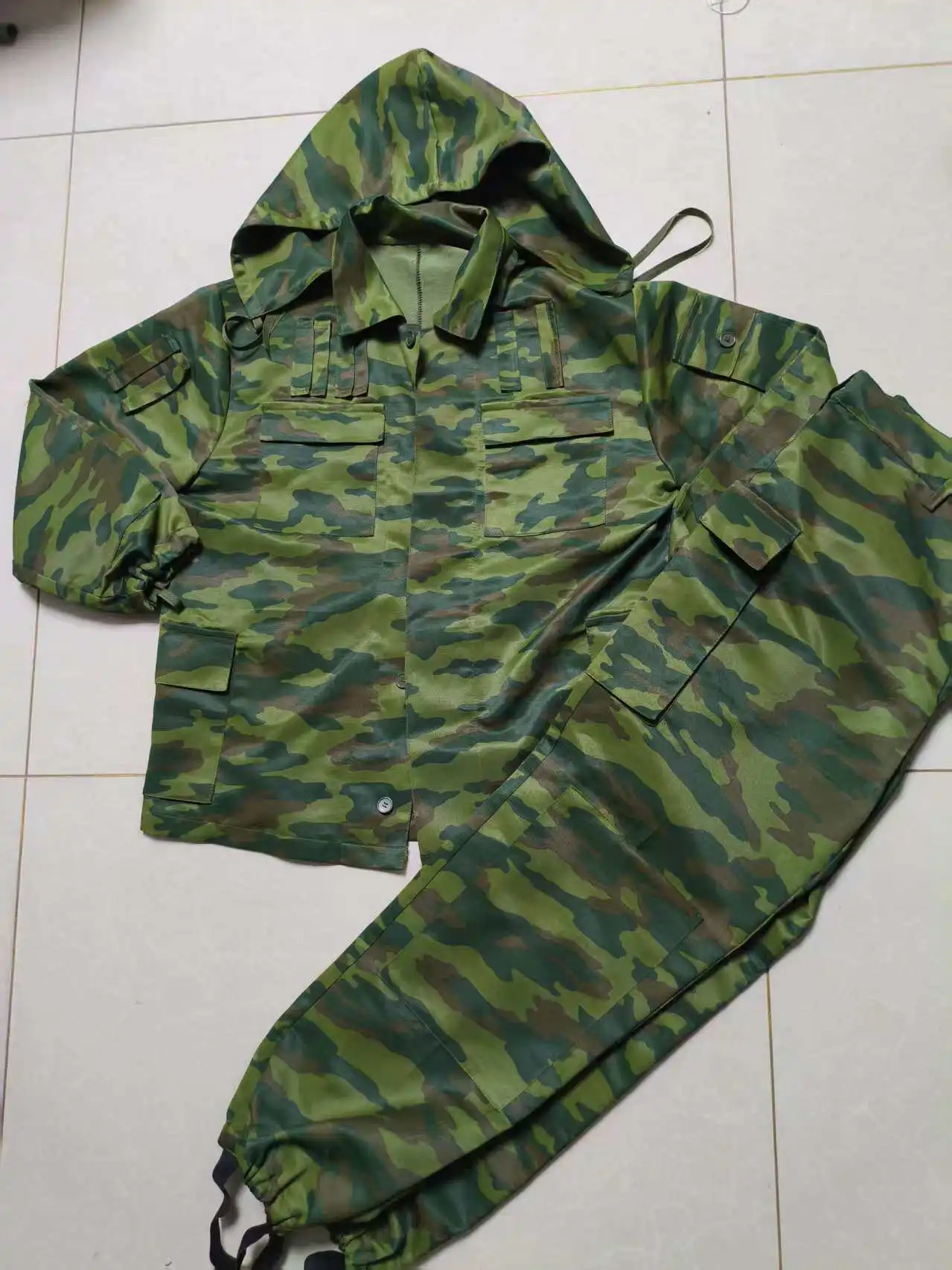 Traje de combate ruso camuflaje cruzado a rayas cubierta - imagen 2