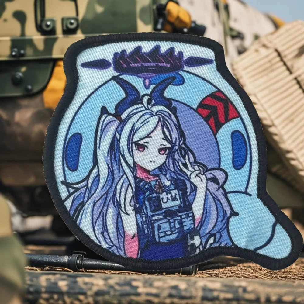 Parche táctico velcro pistola anime azul – Para mochila y chaleco - imagen 2
