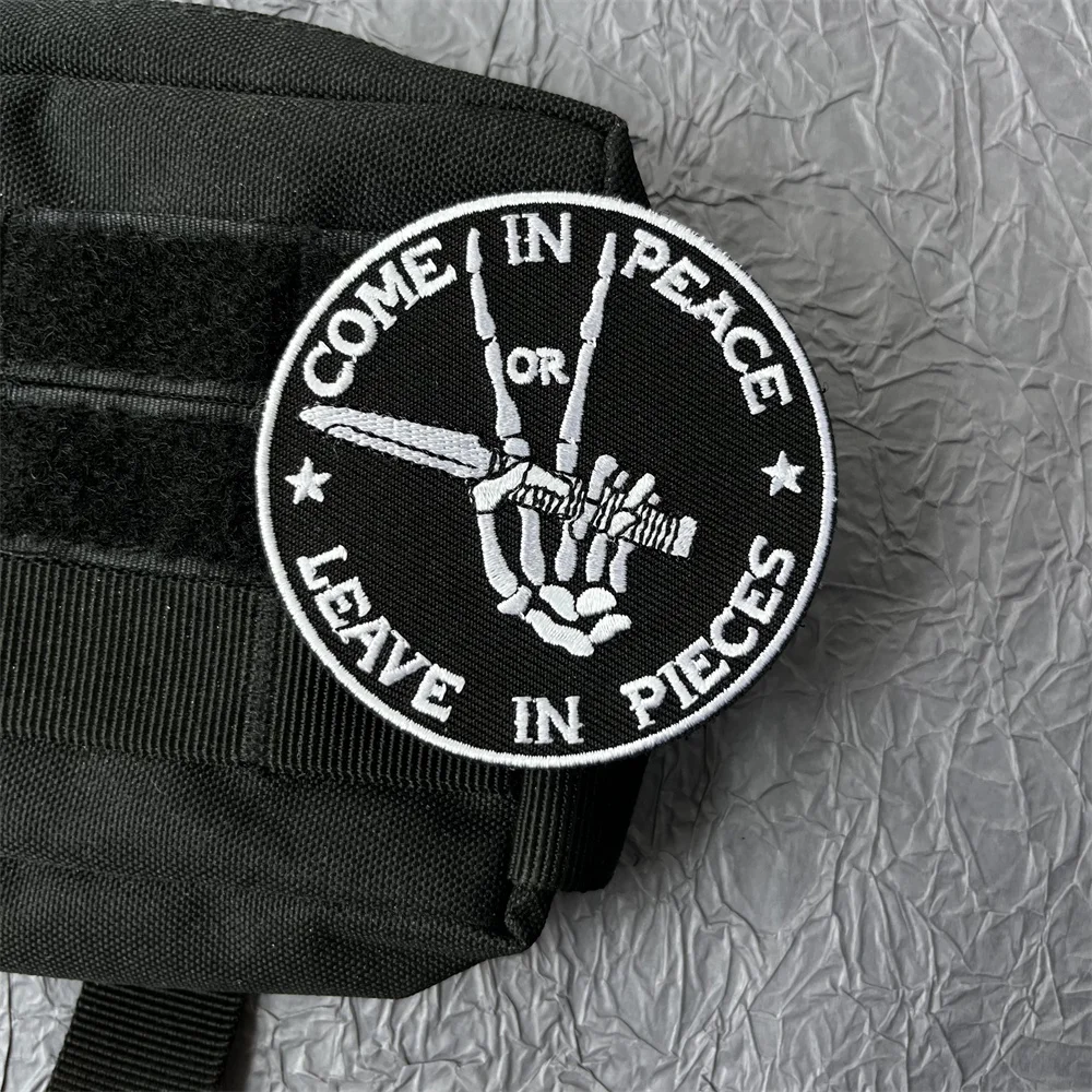 Parche táctico militar bordado oscuro emblema para mochila – Compatible velcro MOLLE - imagen 5