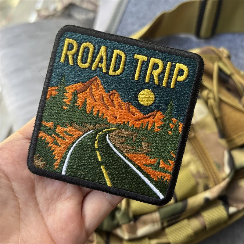 Parche táctico bordado ROAD TRIP para ropa y mochilas - imagen 2