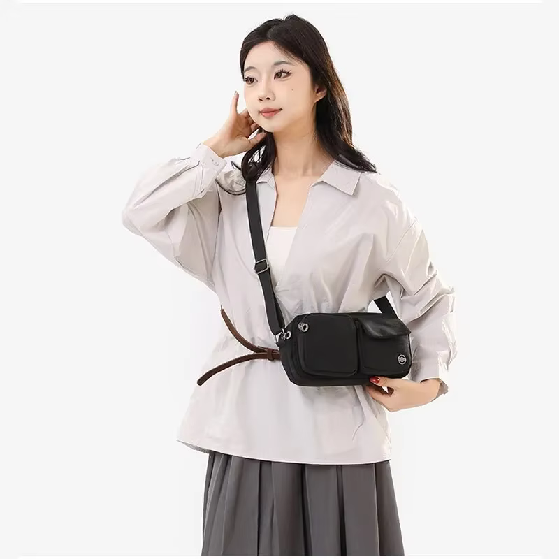 Bolso de hombro mujer con bolsillos, cruzado en nailon ligero