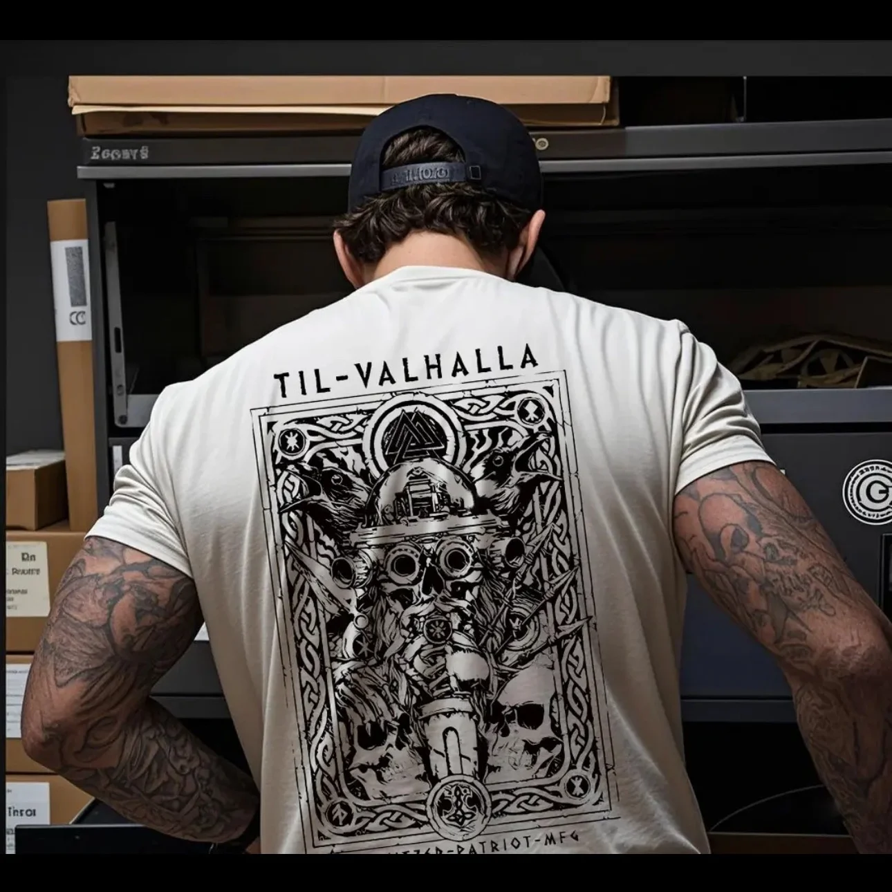 Vista de la camiseta puesta, estilo casual