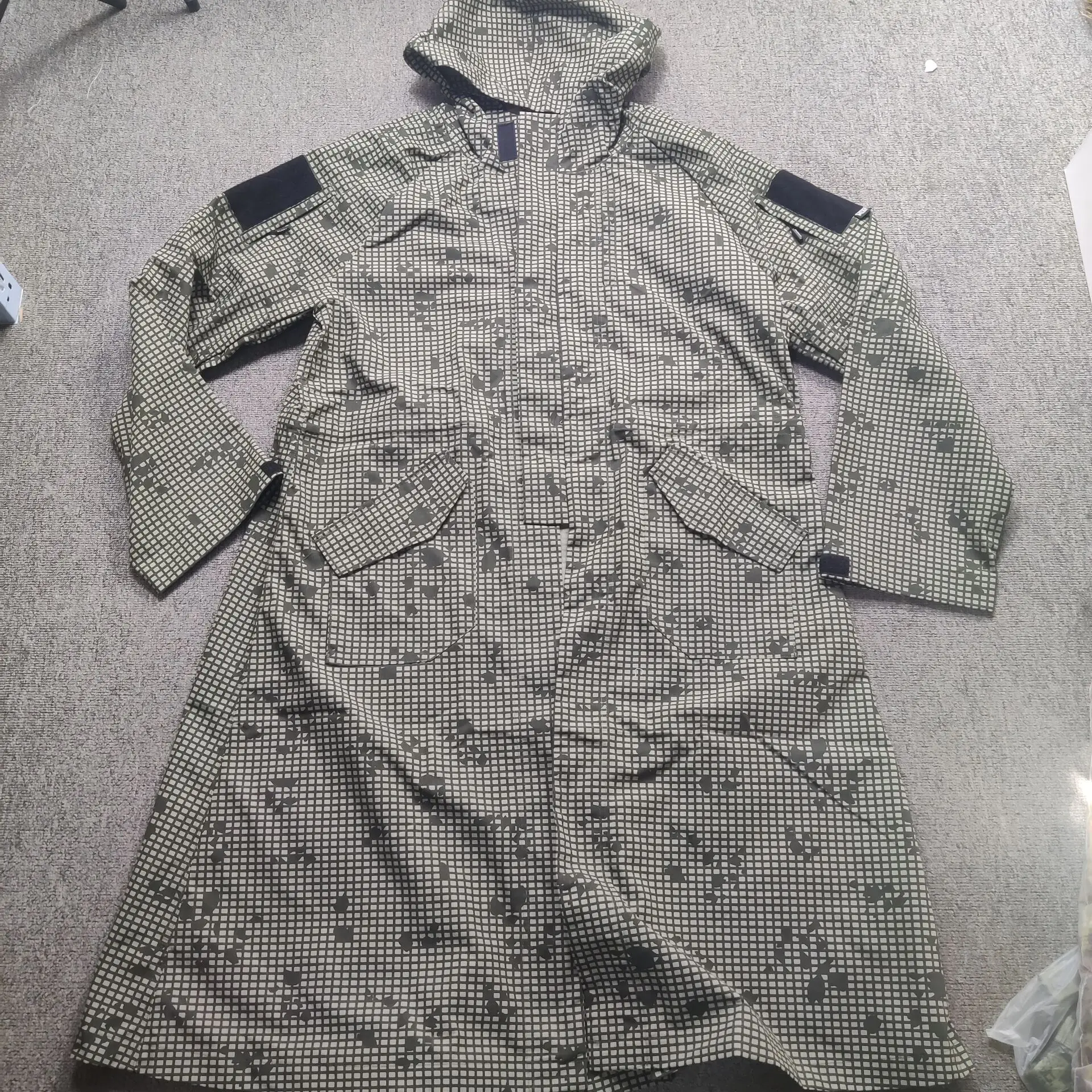 Abrigo largo táctico en camuflaje