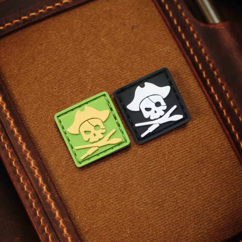 Parche de moral PVC Capitán Pirata – Gancho y bucle, mini pegatinas - imagen 4