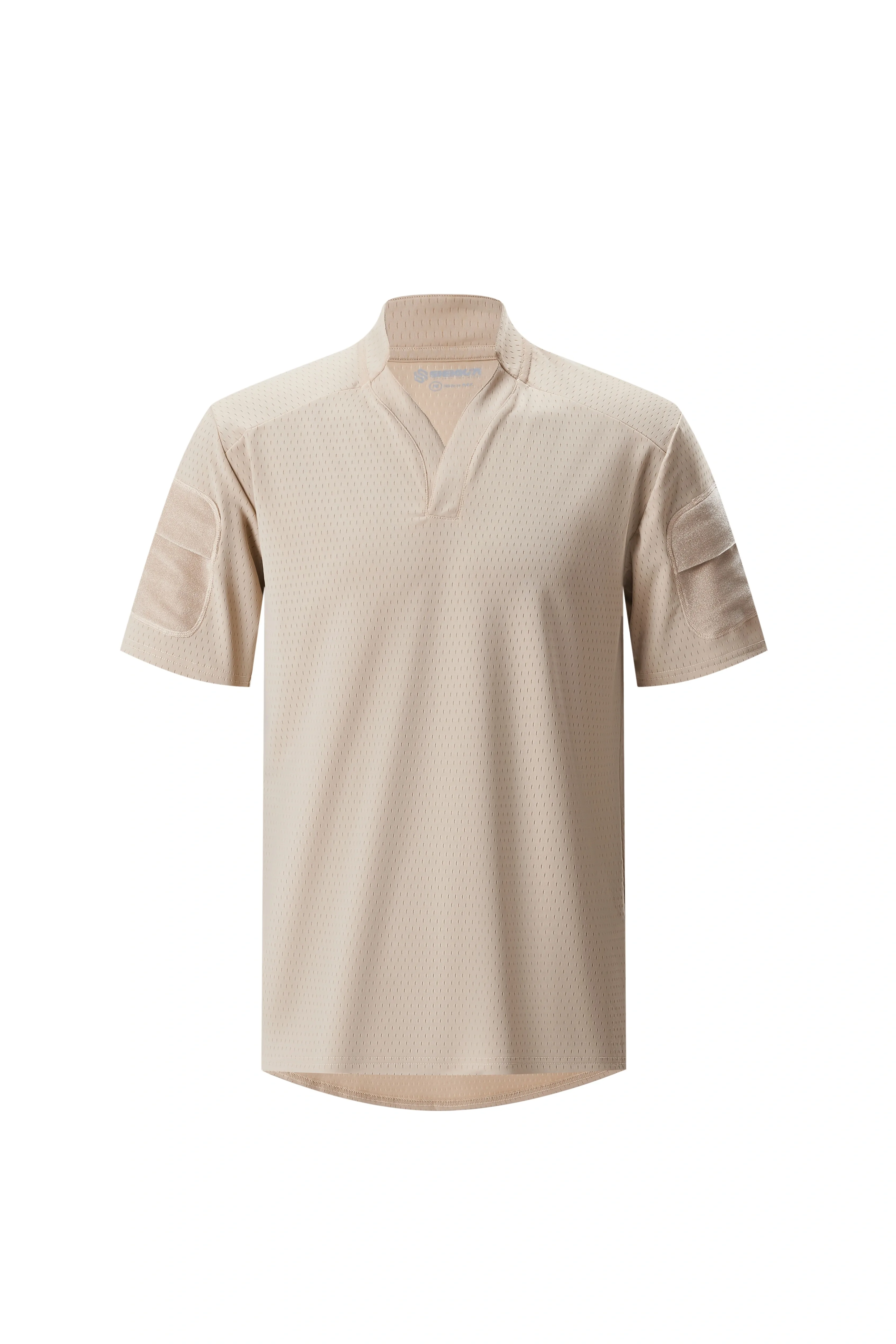 Detalle del cuello tipo rugby y tejido