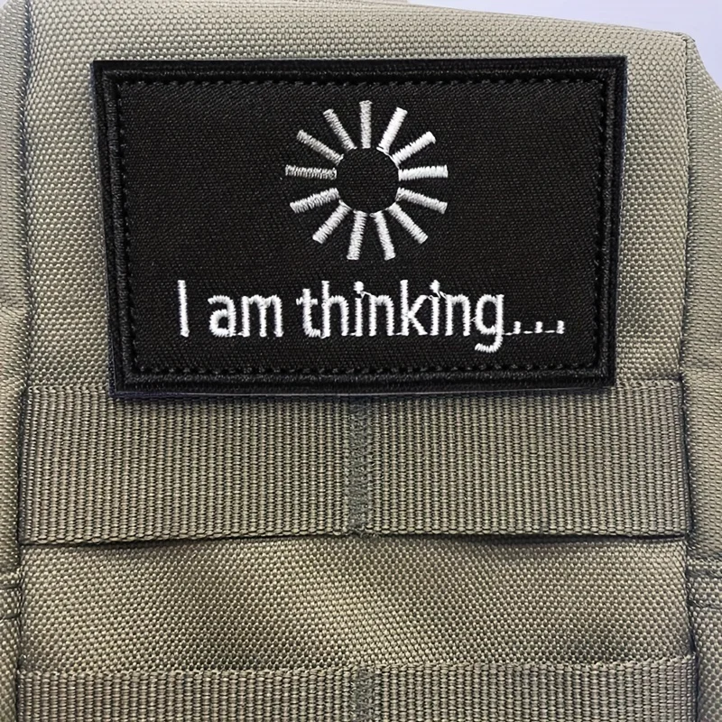 Parche táctico I Am Thinking – Velcro negro bordado para mochila - imagen 3