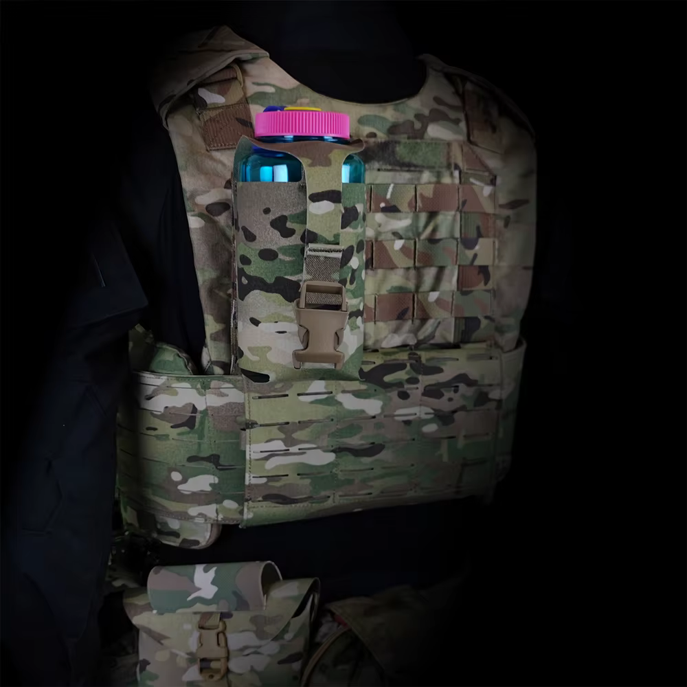 Detalle de la bolsa Molle para hervidor