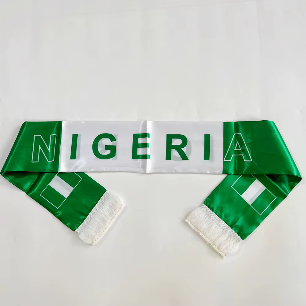 Bufanda Nigeria satén estampada doble cara con borlas para fútbol