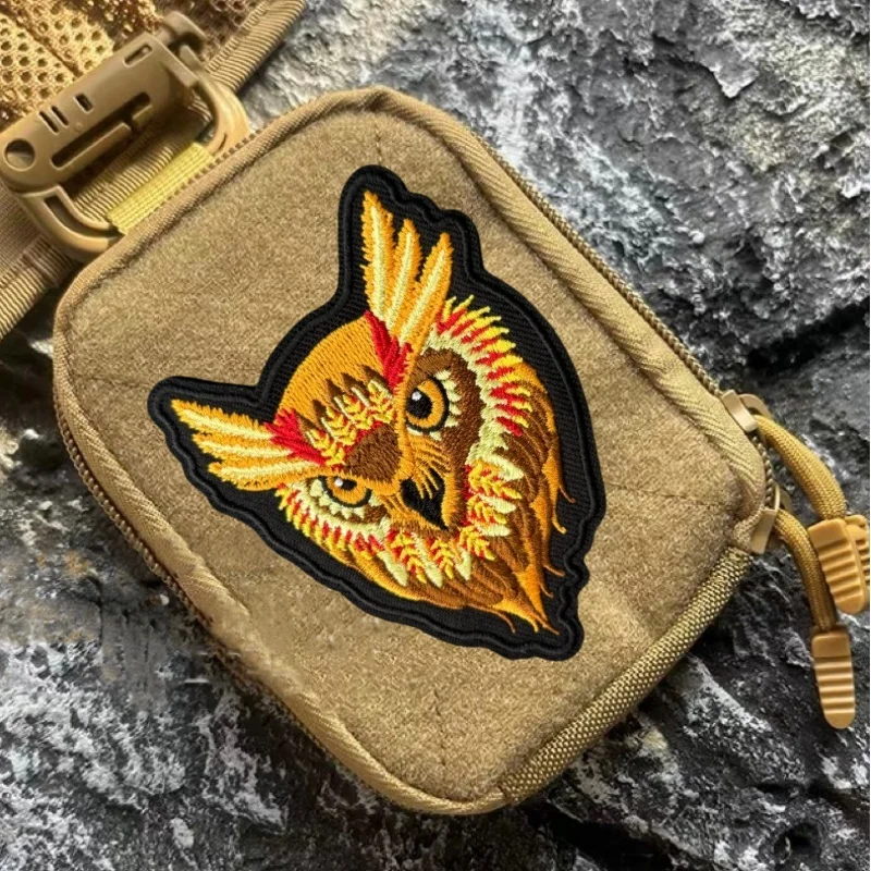 Parche bordado táctico búho de fuego con velcro para uniforme