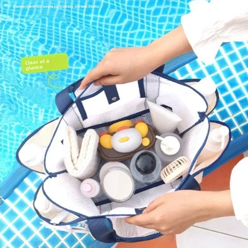 Bolsa de playa y piscina lista para vacaciones