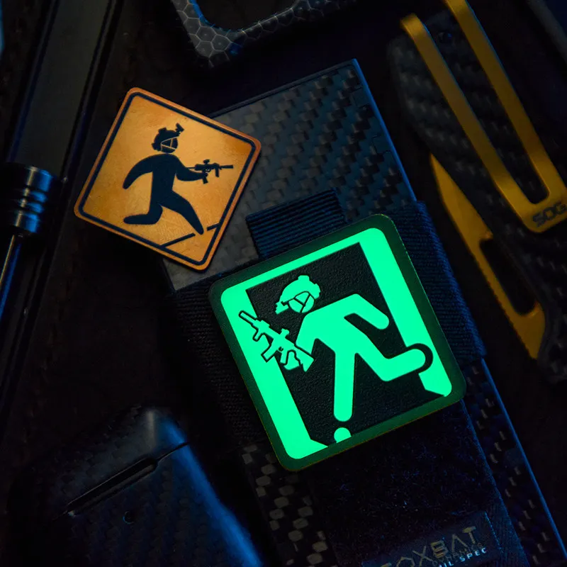 Parche táctico luminoso acrílico de seguridad para brazalete - imagen 3