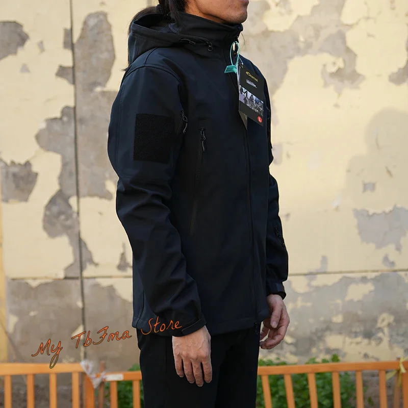 Chaqueta táctica en exterior