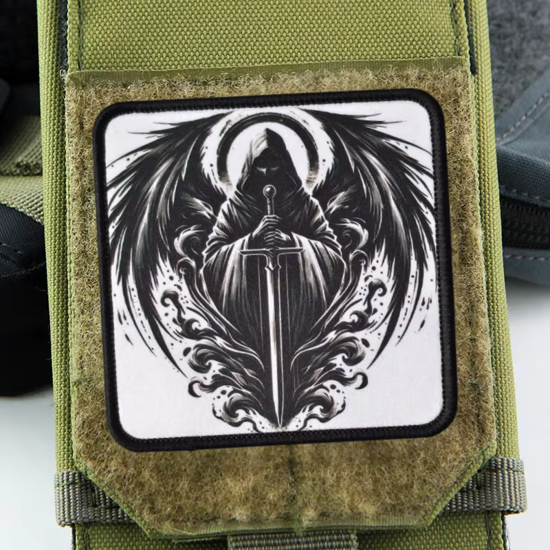 Parche táctico bordado Espada del Ángel y calavera con velcro - imagen 4