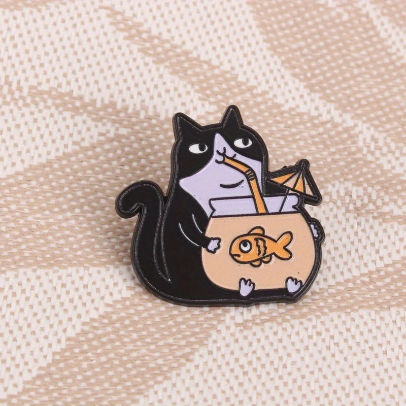 Pin esmaltado gato con pecera, insignia para chaquetas y mochilas - imagen 5