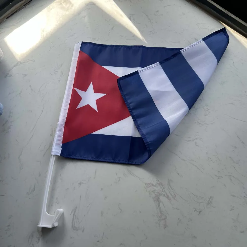 Bandera de Cuba para coche de poliéster, con asta de plástico