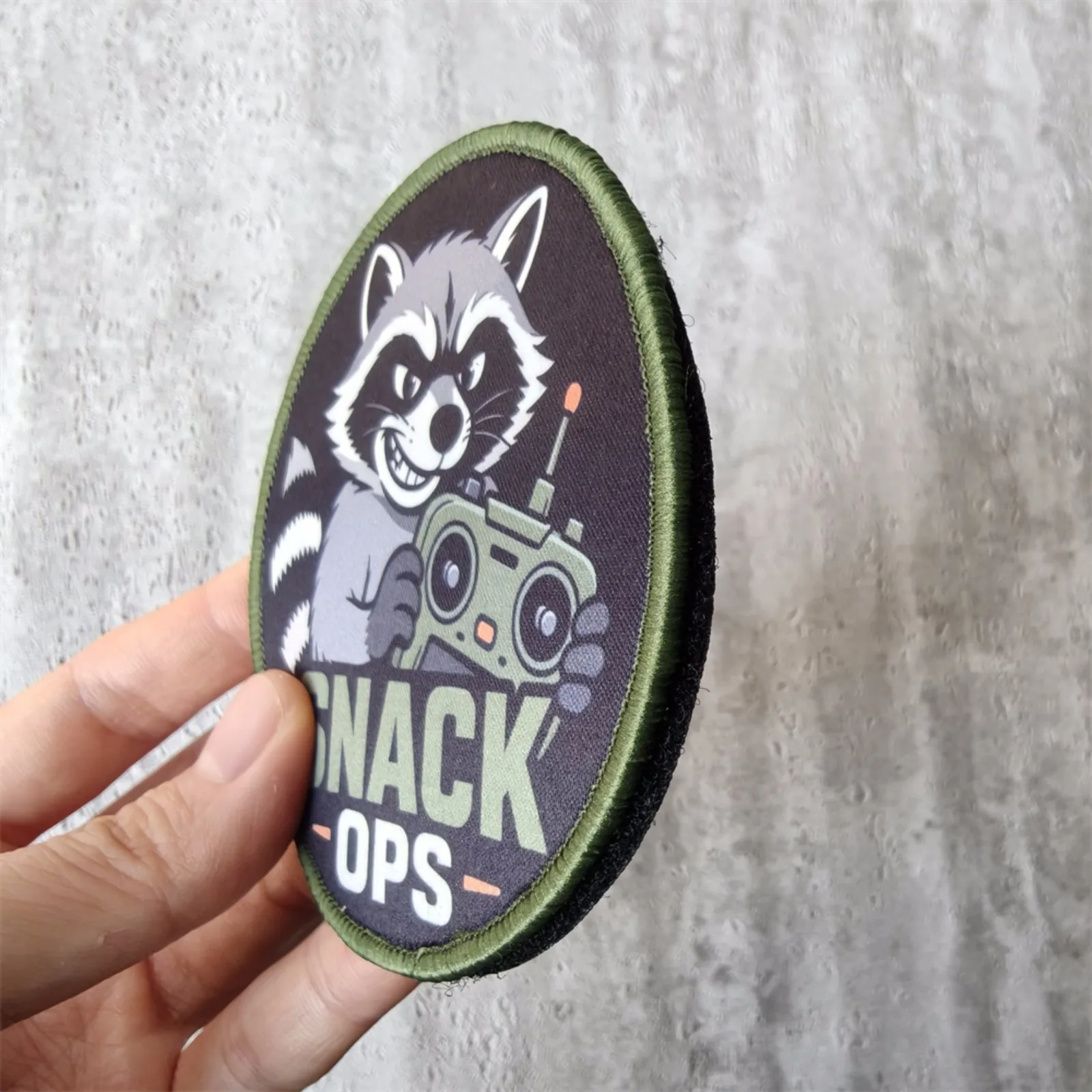 Parche moral SNACK OPS RACCOON – Insignia táctica para mochila y chaqueta - imagen 5
