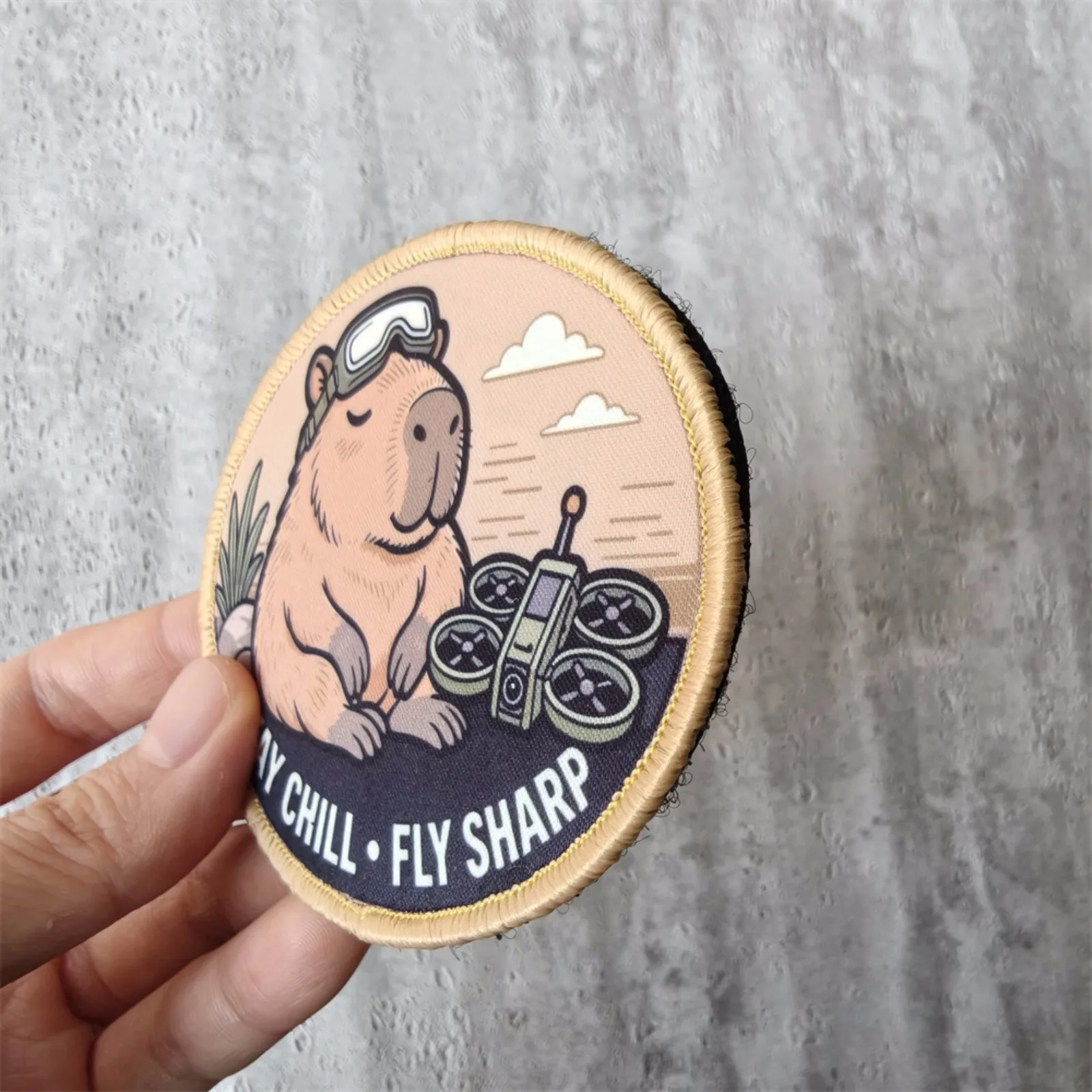 Parche táctico moral Capybara Stay Chill – Insignia gancho bucle para mochila - imagen 4