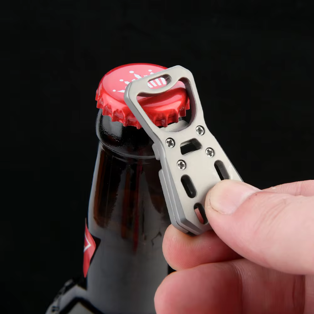 Abridor de botellas titanio mini, llavero portátil táctico - imagen 3