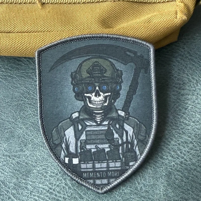 Parche táctico Memento Mori esqueleto soldado guadaña militar - imagen 4