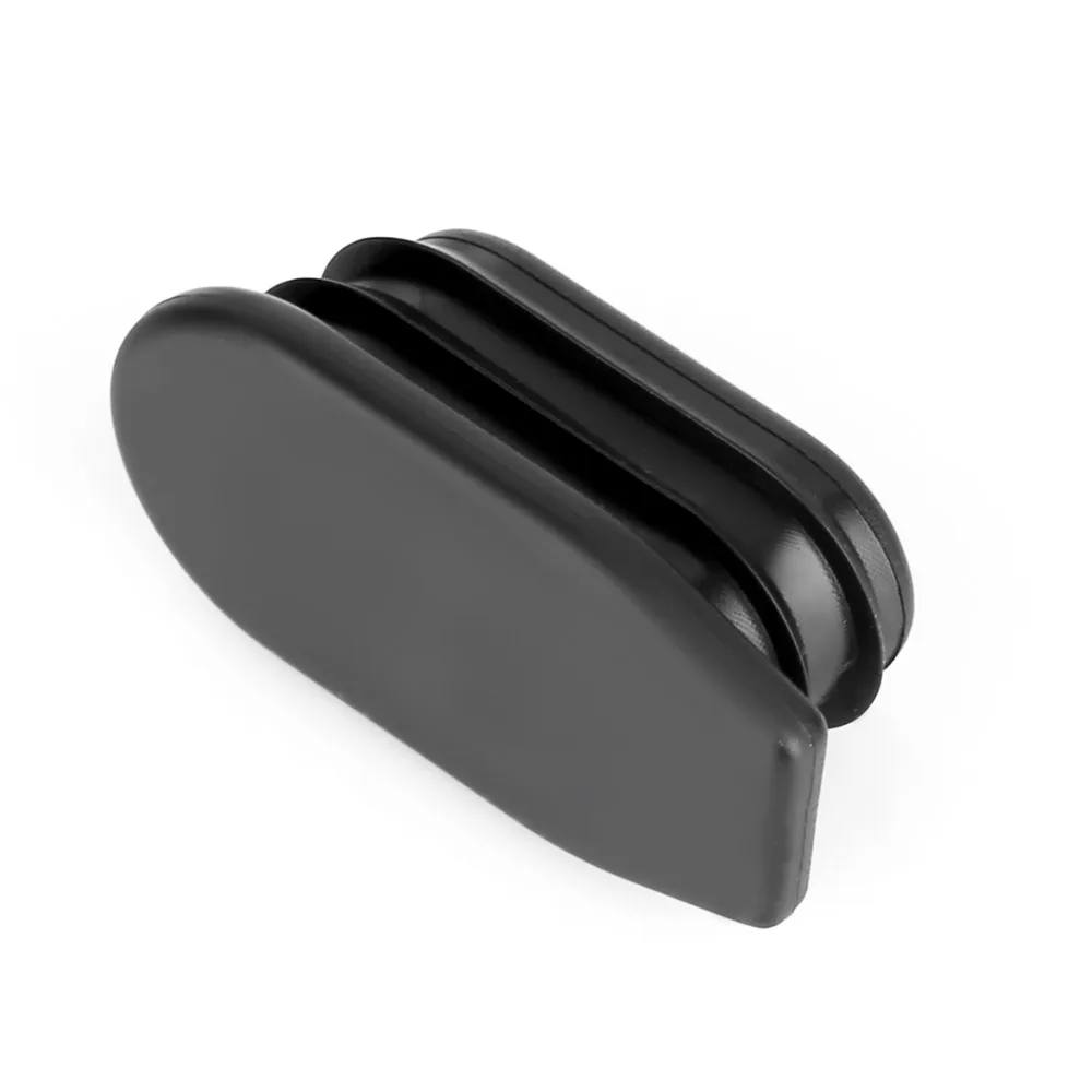 Instalación del tapón de almacenamiento Stowaway en grip A2
