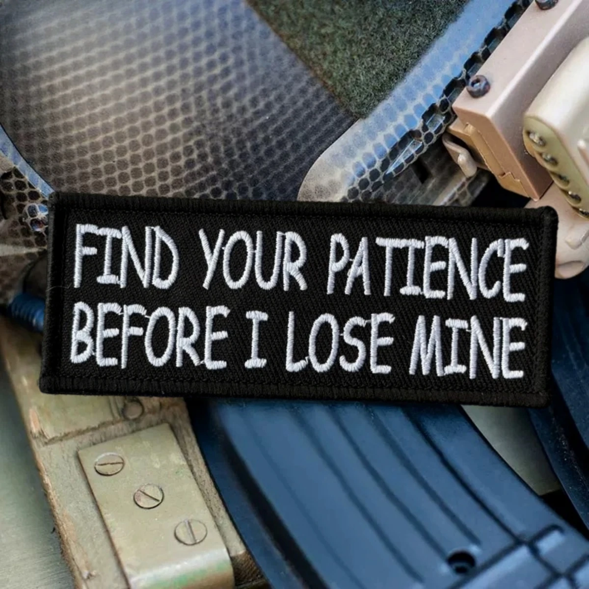 Parche táctico bordado frase moral con velcro para casco militar - imagen 4