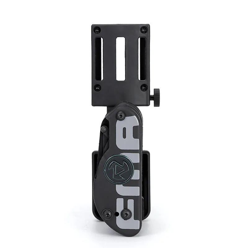 Funda GR Speed negra sobre superficie táctica