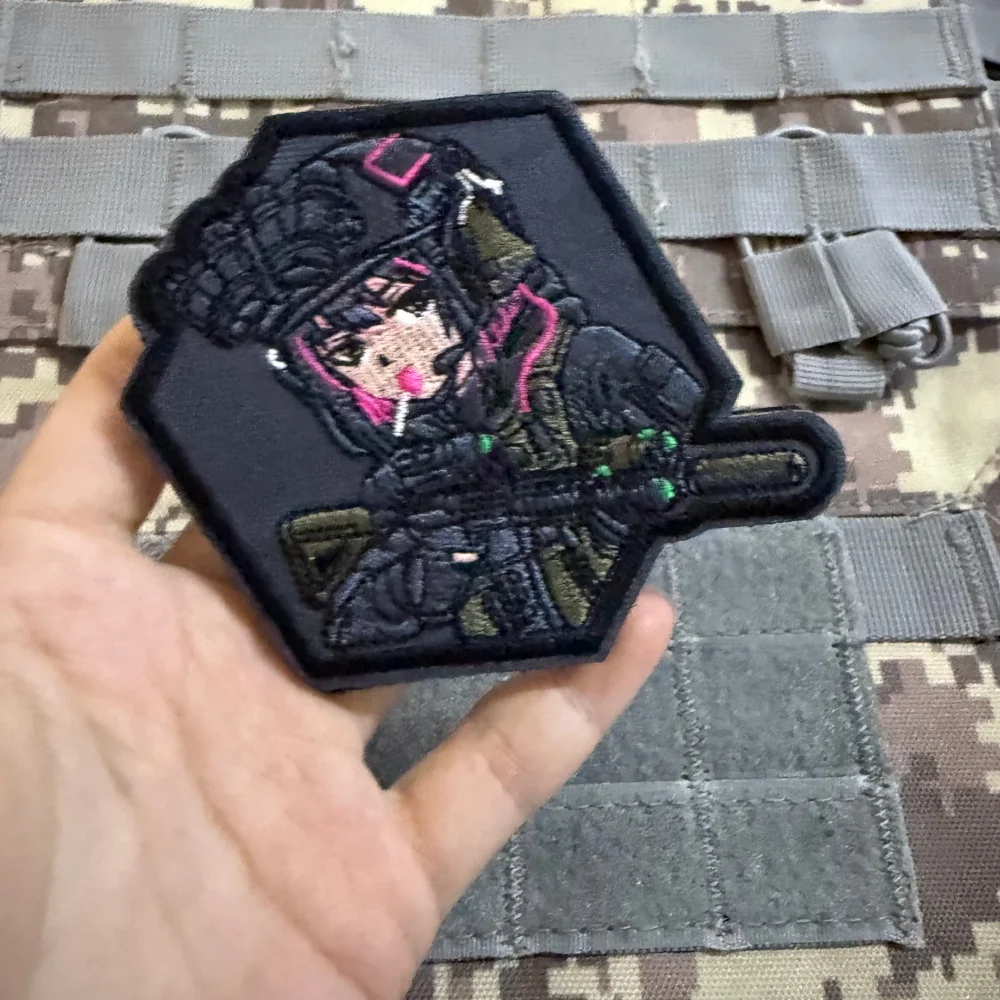 Parche táctico chica visión nocturna – velcro para casco y mochila - imagen 2