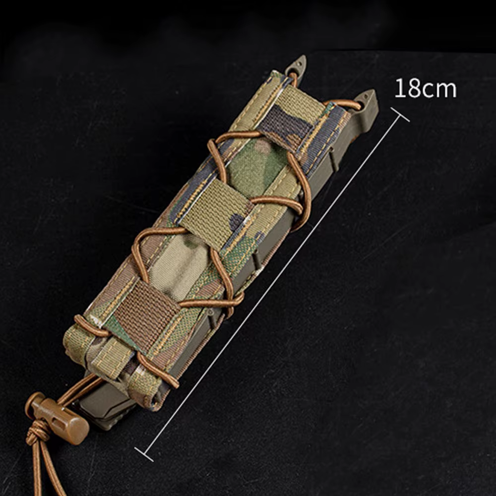 Vista frontal de la bolsa Molle 9mm con tapa abierta mostrando el interior ajustable
