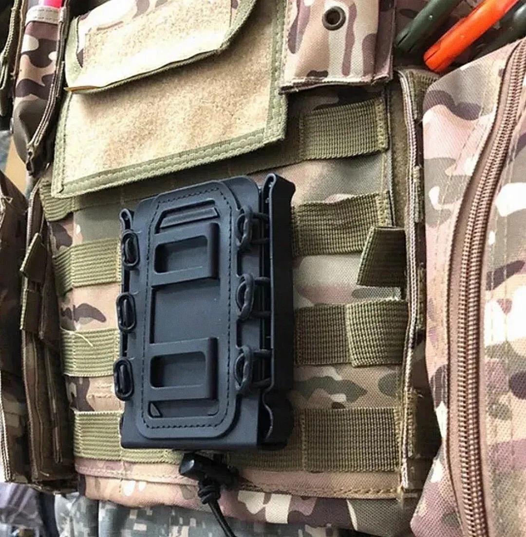 Ejemplo de instalación en chaleco Molle